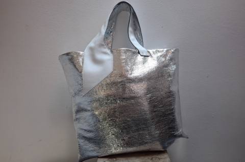 Asimetrična tote bag
